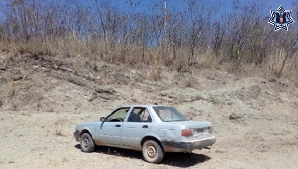 Localiza Policía Estatal en Villa Sola de Vega vehículo con reporte de robo