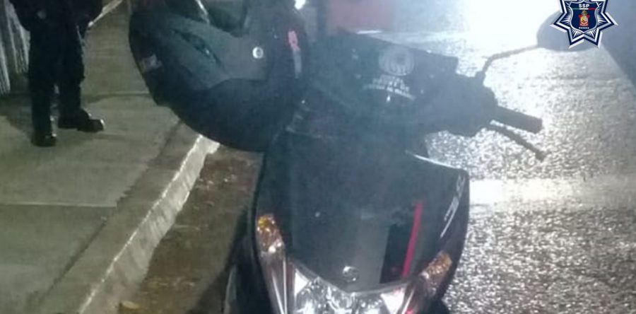 Asegura Policía Estatal dos vehículos sin documentación y con reporte de robo