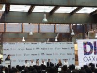 Piden jóvenes a gobernador mayor seguridad