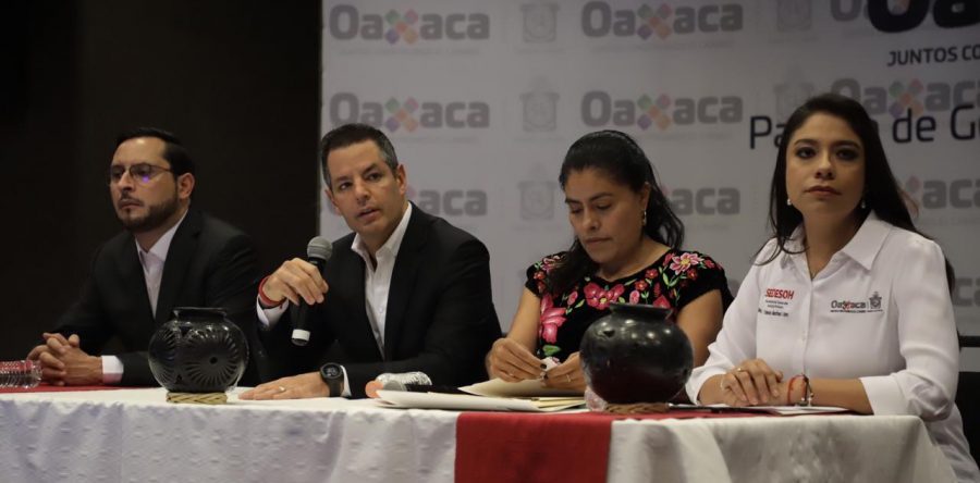 Fortalece Gobierno de Oaxaca rescate de Lenguas Indígenas y combate a la pobreza