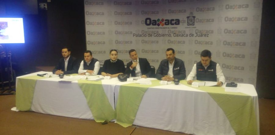 Pide gobernador a federación frenar evaluaciones docentes