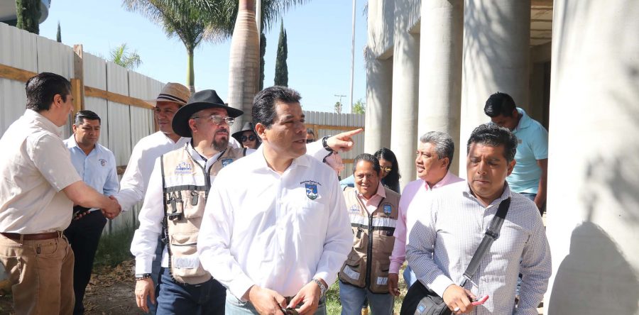 Máxima coordinación para concluir obras y evitar suspicacias, pide Rector UABJO a directivos