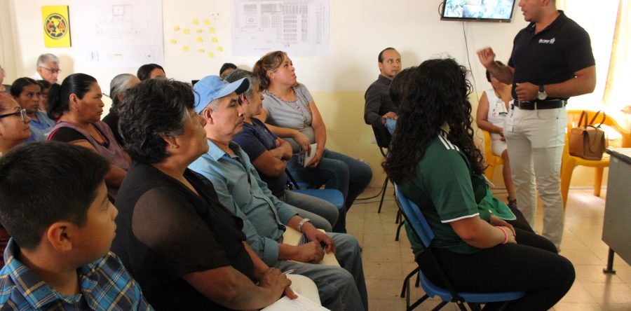 Ayuntamiento de Oaxaca promueve capacitación turística a locatarios de mercados