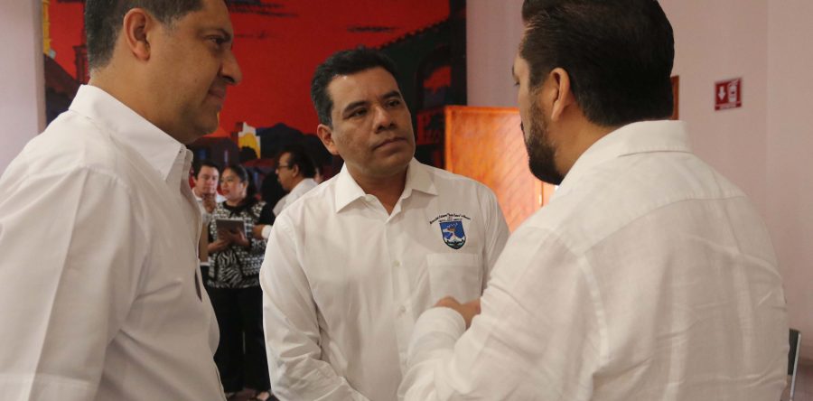Generar conocimiento, vital para el desarrollo del país: Rector UABJO
