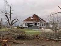 Suman 23 muertos en EU por tornados