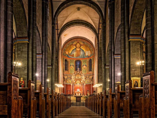 Exhiben a 395 pederastas; revelan identidad de sacerdotes