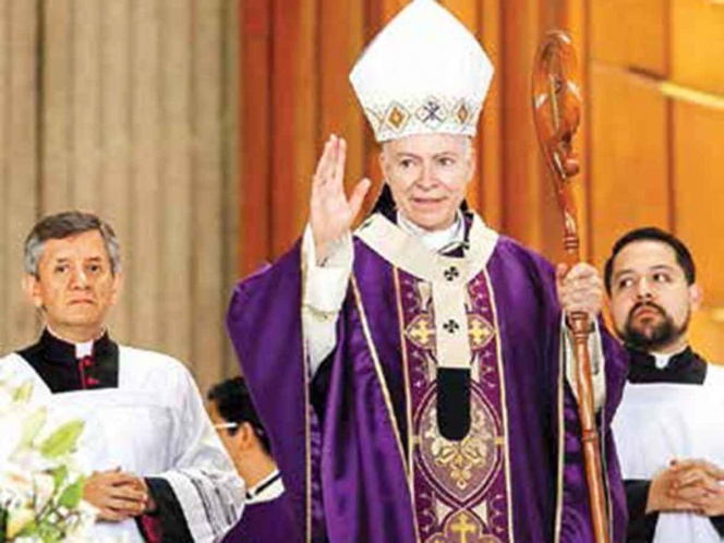 Iglesia contesta críticas de Jesusa Rodríguez