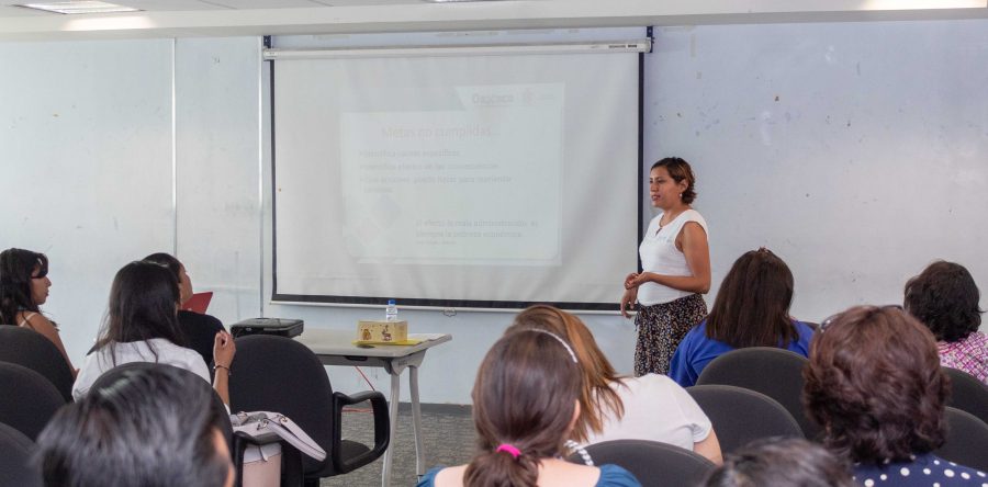 Se imparte curso para administrar economía familiar