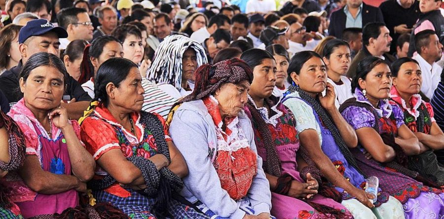 Por qué las mujeres aceptan un homenaje de un solo día: Alfredo Martínez de Aguilar