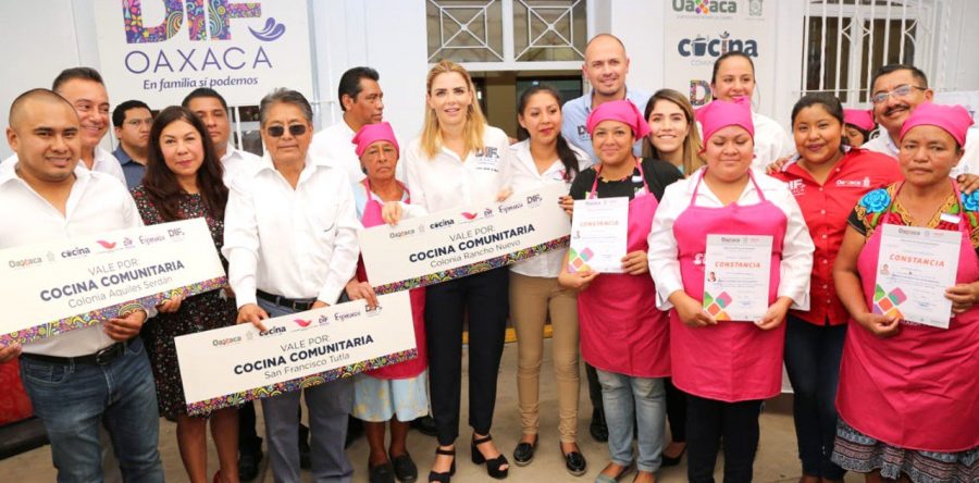 Ivette Morán de Murat y DIF Estatal Oaxaca retoman funcionamiento de 241 comedores comunitarios cancelados por la Ex SEDESOL
