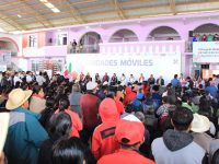 Gobierno del Estado acerca servicios de las Unidades Móviles a Huautepec