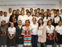 Niñez y juventud oaxaqueña se imponen en Certamen de Oratoria