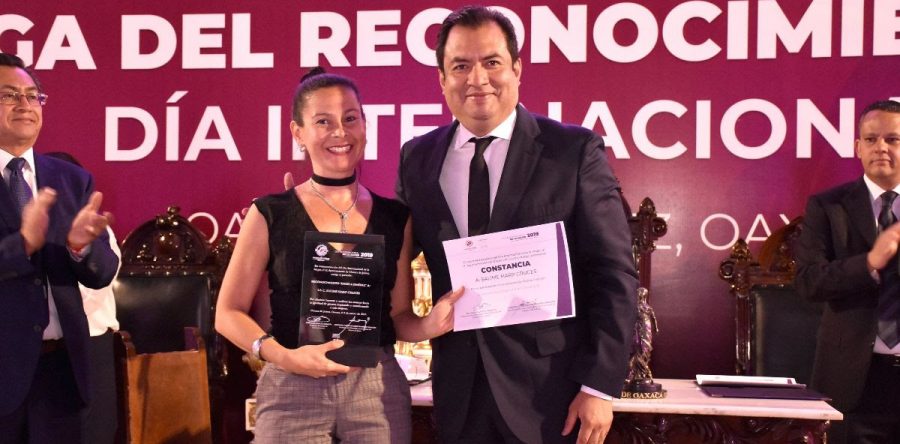 Otorga Cabildo capitalino el reconocimiento “Ángela Jiménez” a diez mujeres oaxaqueñas