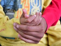 Apoya IEEPO con becas a jóvenes madres o embarazadas