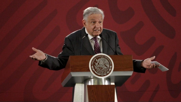 AMLO defiende firma memorándum para invalidar Reforma Educativa