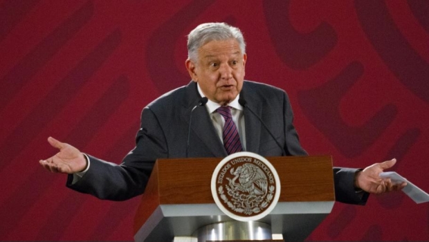 Aparece nueva manta contra AMLO en Guanajuato