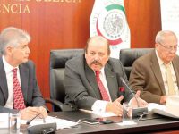 Ganan 3 mil mdd con Reforma Energética; piden reabrir licitaciones