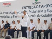 Fortalece Gobierno de Oaxaca sector educativo, agropecuario y a mujeres de Huatulco