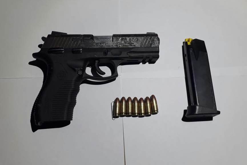 Automovilista viajaba armado, fue detenido por la Policía Estatal