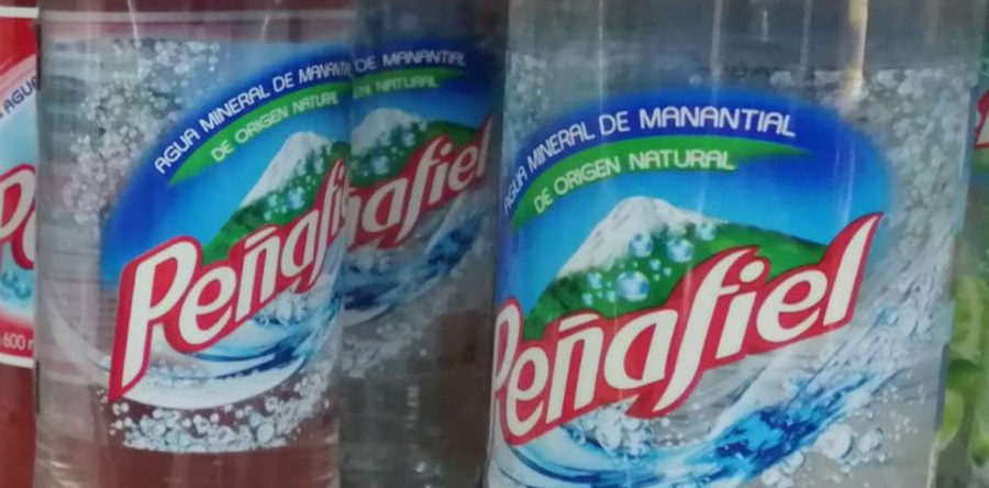 Nivel de arsénico en agua mineral no es un riesgo para la salud: Peñafiel