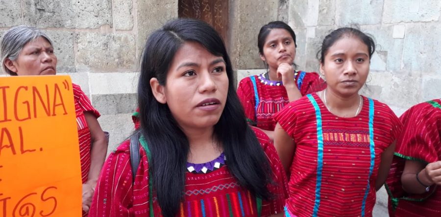 Funcionarios y líderes de triquis los nuevos ricos de Oaxaca