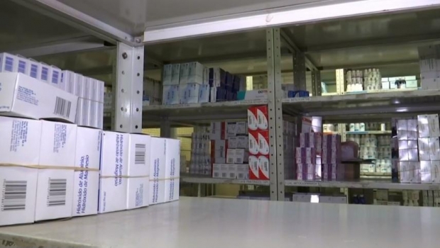 Presentan iniciativa para adquirir medicamentos antirretrovirales más baratos y de mejor calidad