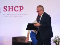 Ve el FMI a México como un país solvente, afirma Carlos Urzúa