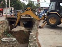 Exhorta Gobierno capitalino a no arrojar basura en calles para evitar inundaciones