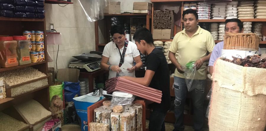 Municipio capitalino y PROFECO calibran básculas en mercados