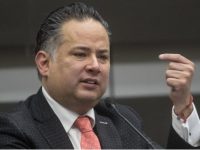 Corresponde a FGR informar si hay orden de aprehensión contra Lozoya: Santiago Nieto