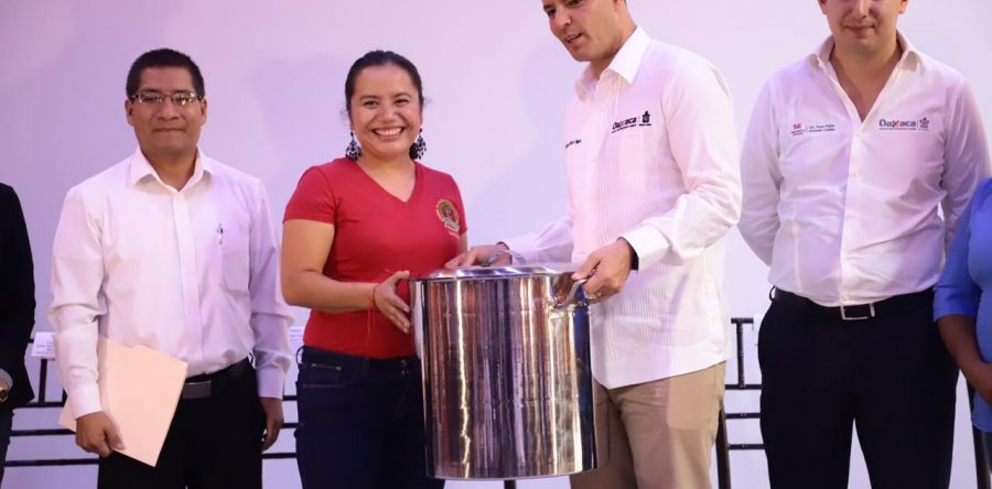 Fortalece Alejandro Murat vocaciones productivas de Oaxaca