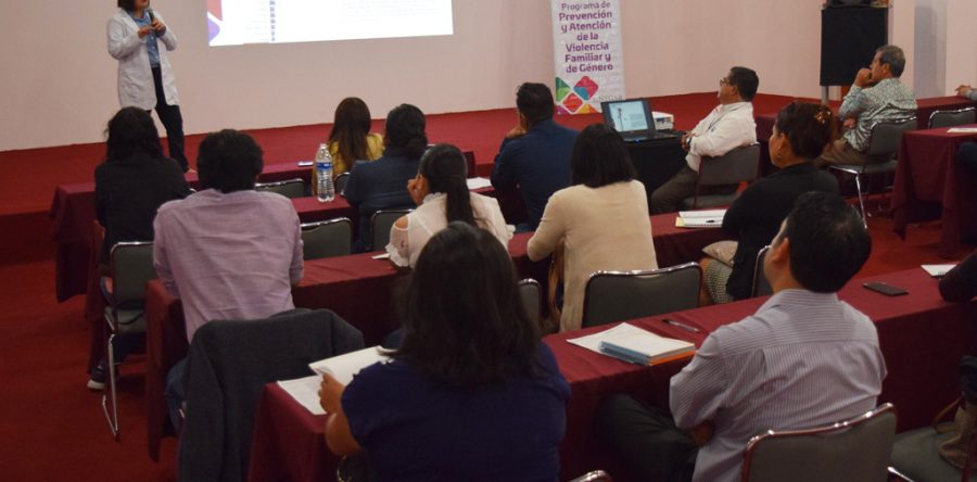 Brinda Coesida taller a personal médico y paramédico de las Jurisdicciones Sanitarias