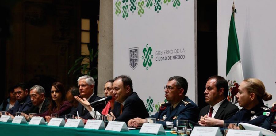 Gobernadores y alcaldes se niegan a certificar a sus policías; GN gratis: Carlos Ramírez