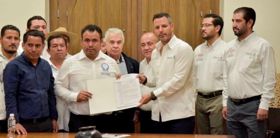 Simulación-traición en la Reforma Educativa: Alfredo Martínez de Aguilar