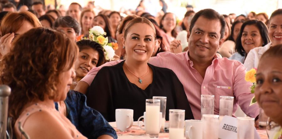 El edil Oswaldo García podría reactivar economía capitalina: Alfredo Martínez de Aguilar