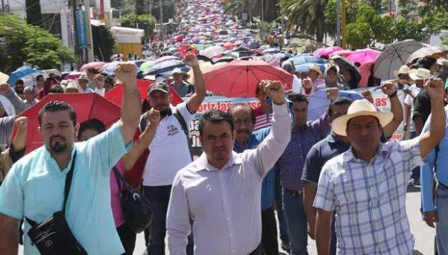 ¡El viejo nos ha fallado!, se queja Erangelio Mendoza: Alfredo Martínez de Aguilar