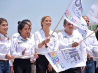 Ivette Morán de Murat encabeza el arranque del programa de Unidades Móviles que recorrerá las ocho regiones del Estado