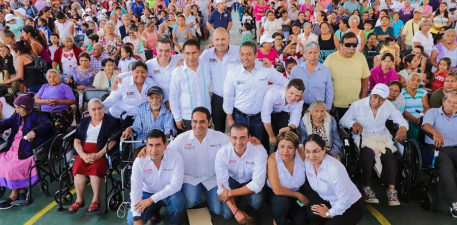 La caravana DIF cumple cinco días de recorrido por las 13 agencias de la capital oaxaqueña