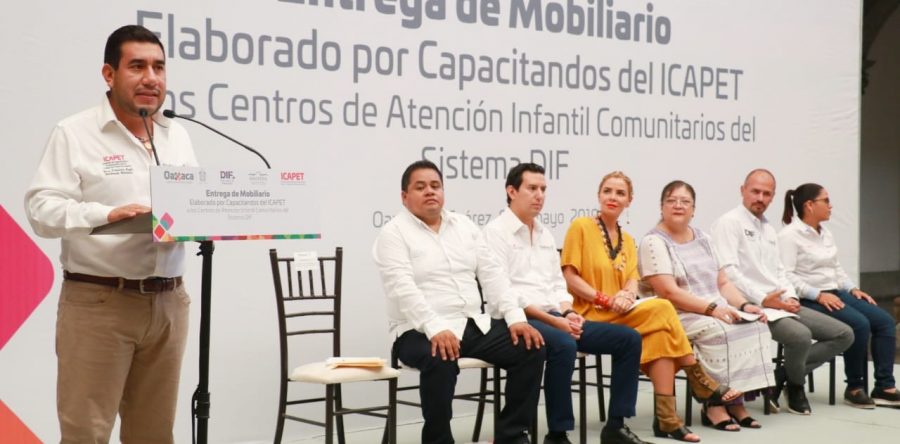 Entrega Icapet muebles al DIF estatal para equipamiento de los CAIC
