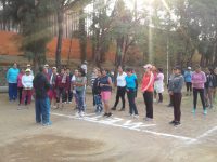 Madres oaxaqueñas participan en la tradicional “Carrera de la Rosa”