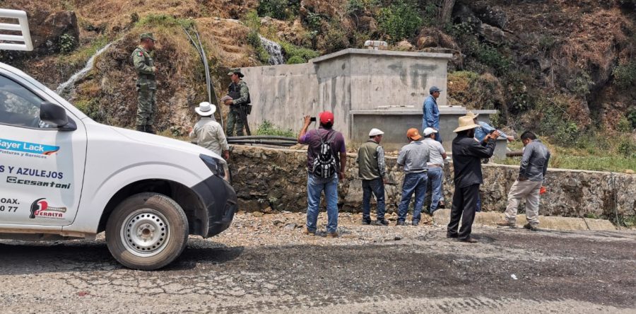Atestigua Segego cumplimiento de acuerdos entre Tamazulápam del Espíritu Santo y San Pedro y San Pablo Ayutla
