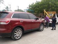 Recupera Policía Estatal camioneta con reporte de robo vigente