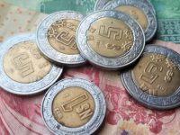 Peso cae tras las amenazas de Trump