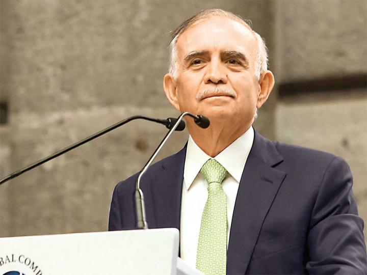 No habrá recesión, apuesta Romo