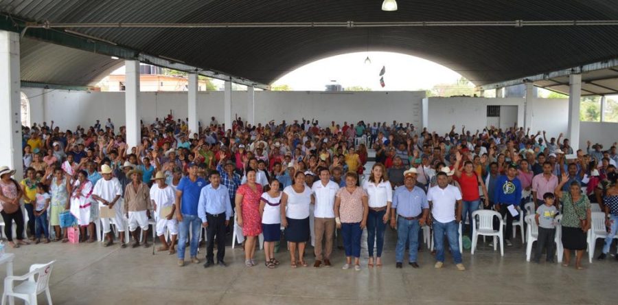 Aterriza Sedapa recursos en apoyo a productores de la Costa