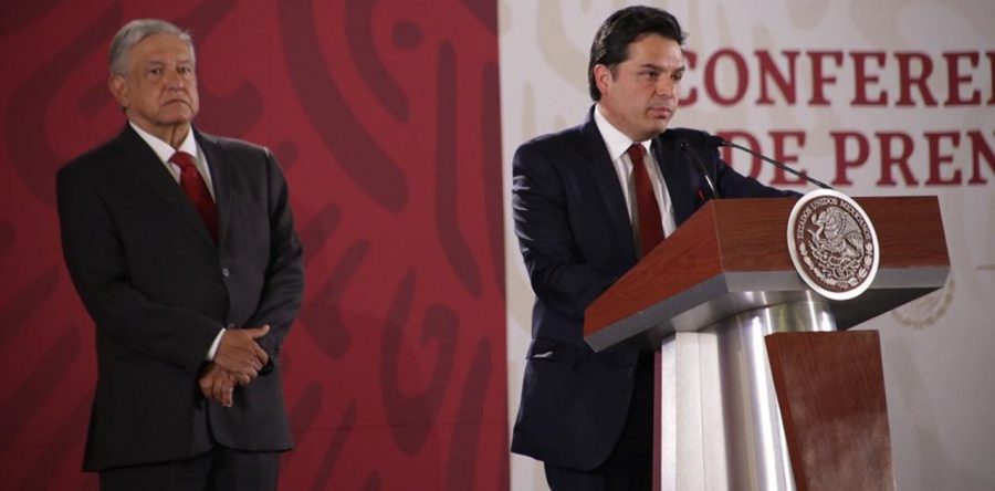 Zoé Robledo, nuevo director del IMSS