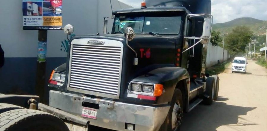 Un tractocamión robado fue recuperado por la Policía Estatal