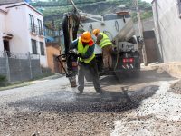 Gobierno capitalino refuerza bacheo con reactivación de Jetpatcher