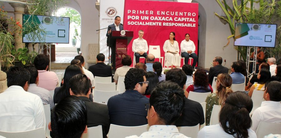 Promueve Ayuntamiento capitalino responsabilidad social de empresas oaxaqueñas