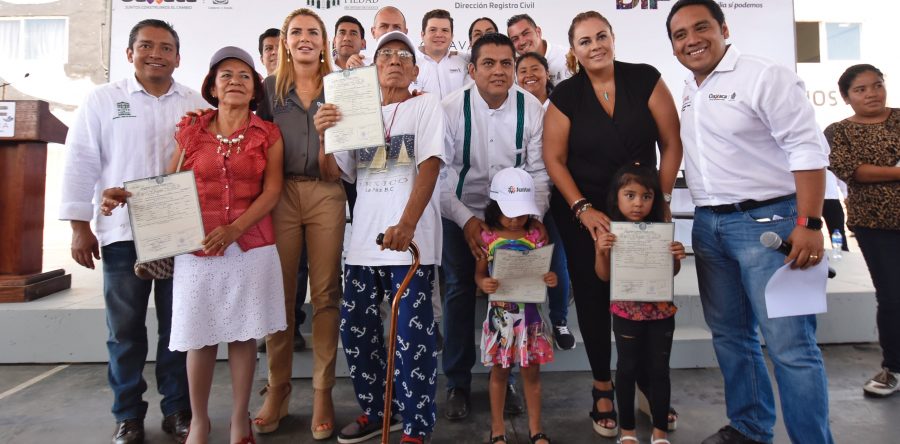 Reiteran Patricia Benfield e Ivette Morán espíritu solidario del DIF